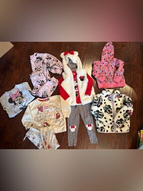 Disney Minnie Mouse Girls 3T Bundle